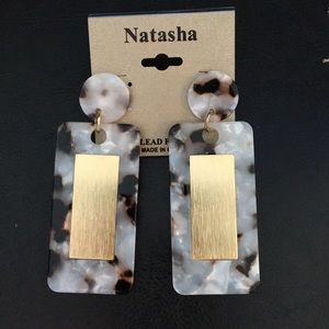 New Natasha Resin Gold Cream Brown Earrings